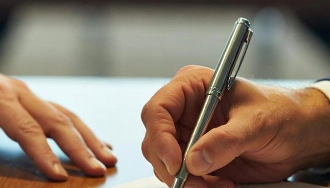 Signat el conveni del comerç del metall de la província de Barcelona